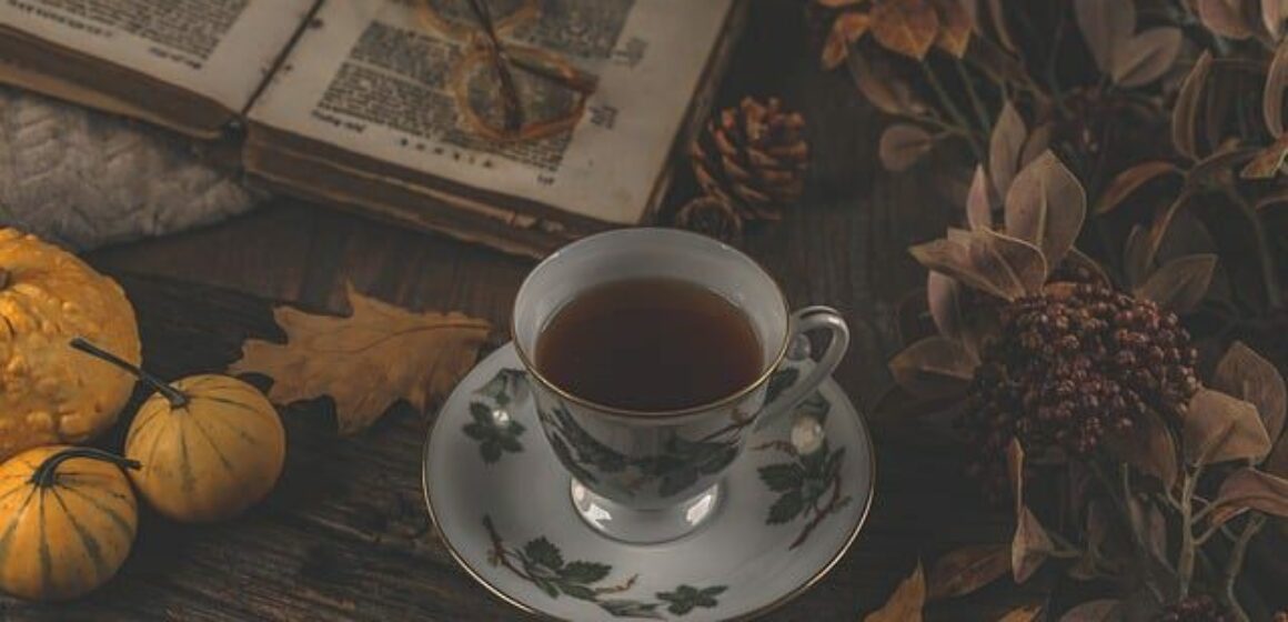 teacup-gc5431129f_640